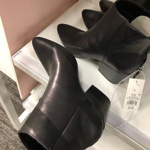 BLACK MATTE HEALS